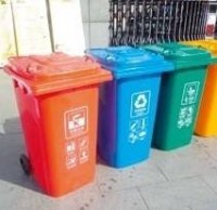 濱湖區(qū)首次在農(nóng)貿(mào)市場 設(shè)置分類垃圾桶