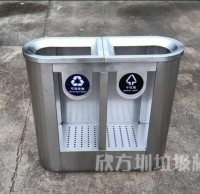 學(xué)校班級里的分類垃圾桶