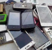 舊手機，你是個什么垃圾？