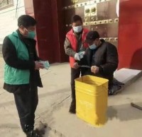 伊濱垃圾分類“敲門行動”開展入戶宣傳