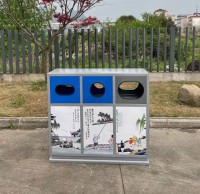 城市街道的守護者三分類不銹鋼垃圾桶