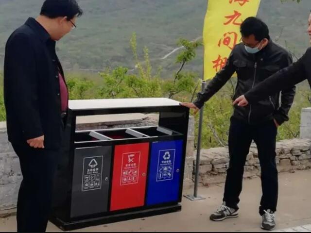 50個大型分類垃圾桶上山了 50個大型分類垃圾桶上山了